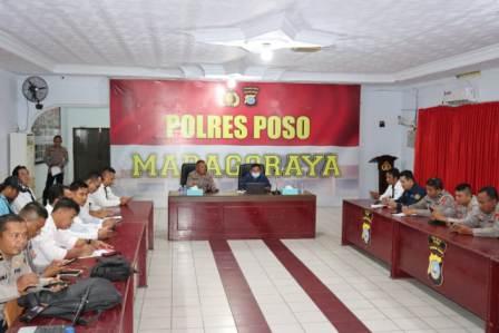 Suasana kegiatan Bimtek pelayanan publik di Mapolres Poso. FOTO: DOK POLRES POSO