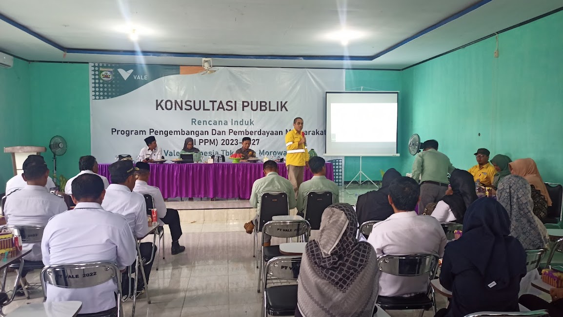 FOTO: Suasana konsultasi publik RI-PPM Kabupaten Morowali periode 2023-2027, di Gedung Serbaguna Desa Bahomoahi, Rabu (17/5/2023). FOTO: DOK. PT VALE