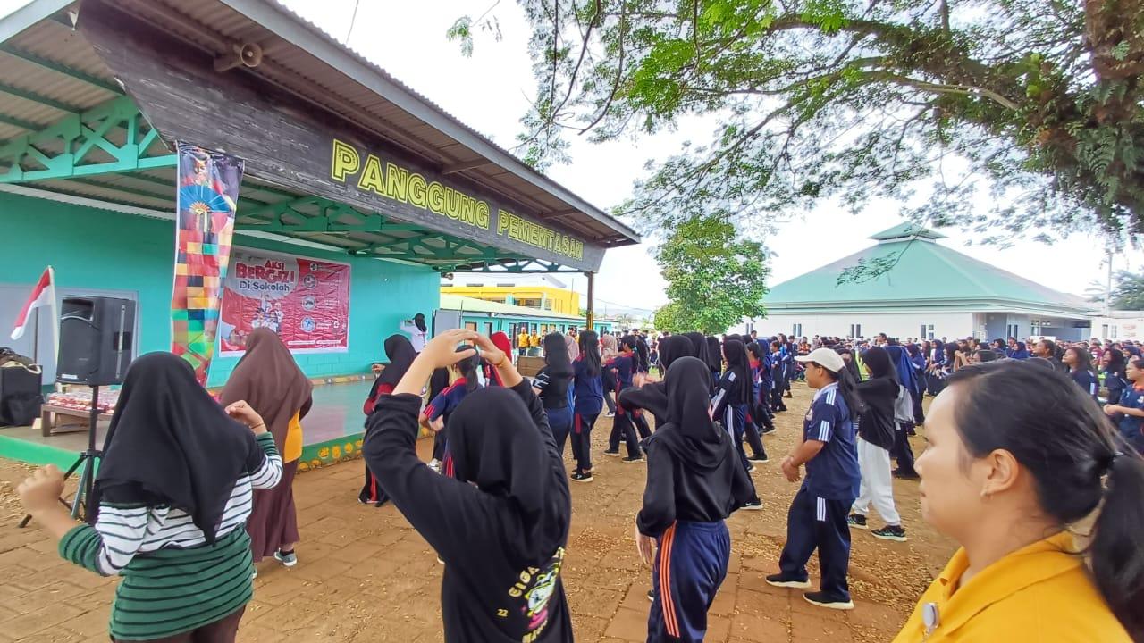 Suasana kegiatan 'Aksi Bergizi' di SMP Yayasan Pendidikan Sorowako (YPS) Singkole. FOTO: DOK. PT VALE