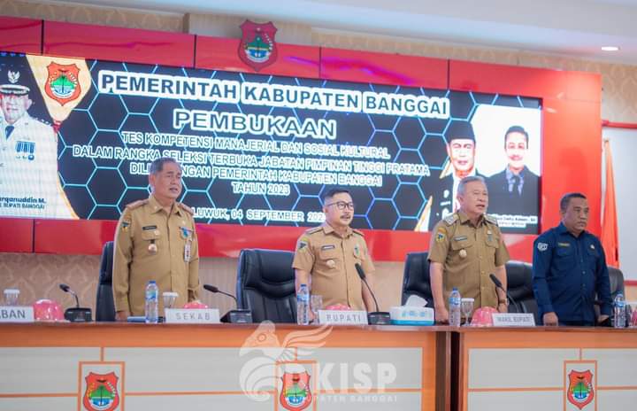 Pemkab Banggai saat menggelar tes kompetensi manajerial dan sosial kultural sebagai tahapan seleksi terbuka untuk mengisi Jabatan Pimpinan Tinggi Pratama di sejumlah perangkat daerah di lingkungan Pemkab Banggai, Senin (4/9/2023) di ruang rapat umum kantor Bupati Banggai. FOTO: ISTIMEWA