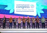 Presiden Joko Widodo secara resmi membuka World Hydropower Congress 2023 yang digelar di Bali Nusa Dua Convention Center (BNDCC) Selasa, (31/10/2023). Foto: BPMI Setpres/Muchlis Jr.