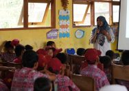 Suasana edukasi anti bullying di SD Negeri Labota, Bahodopi, Morowali. FOTO: IST